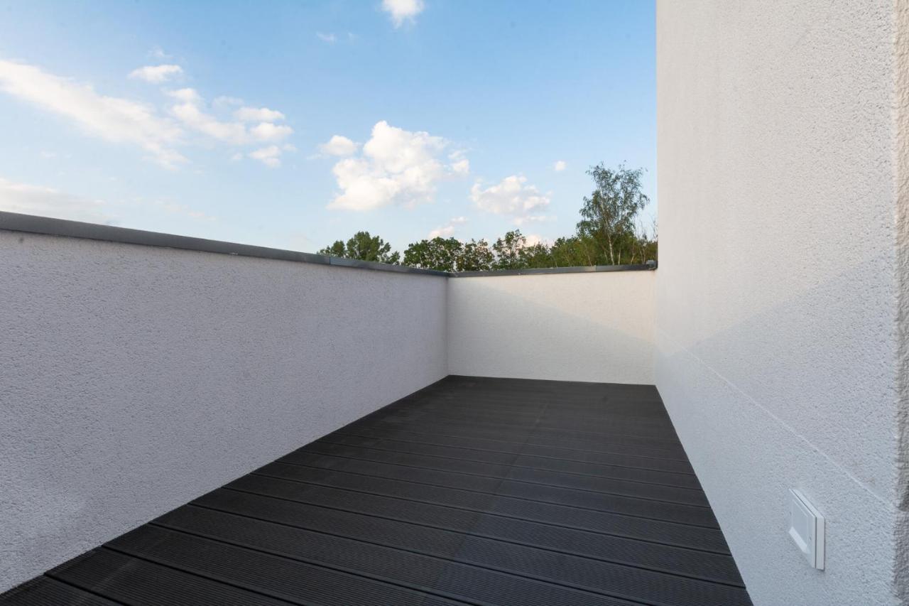 T&K Apartments - Bergisch Gladbach - 7 Comfortable Apartments - 20 Min To Fair Messe Cologne 외부 사진