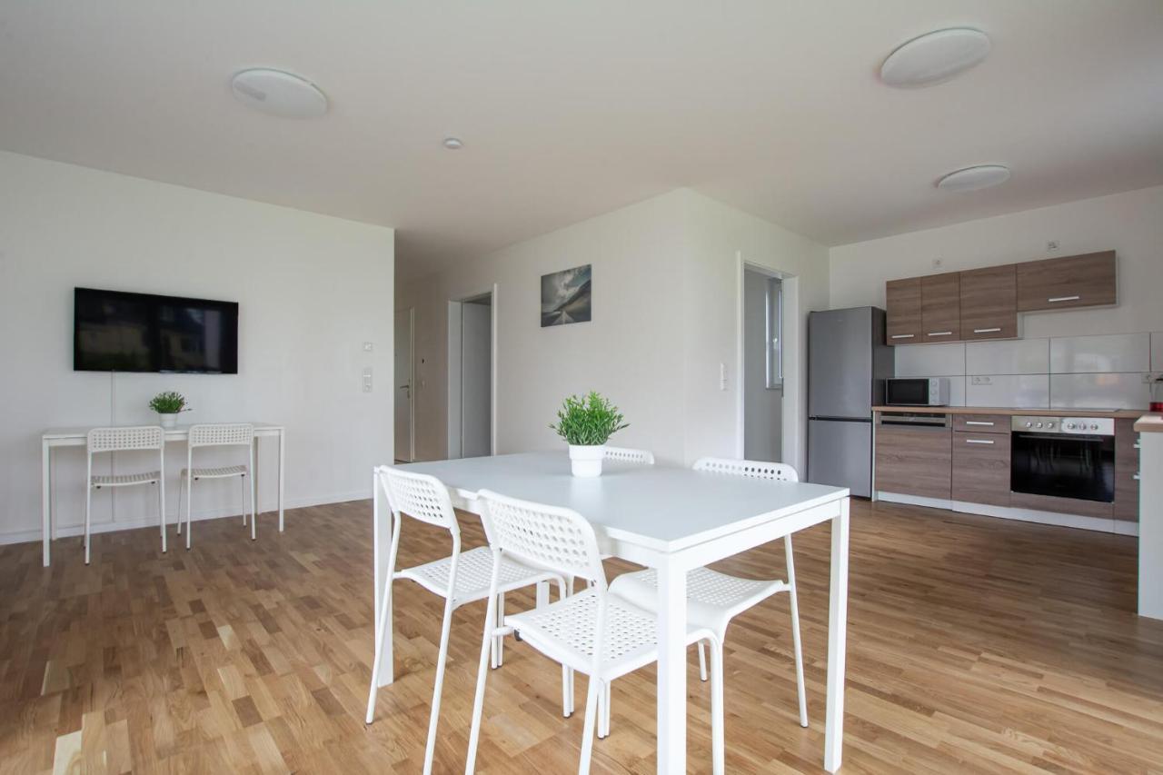 T&K Apartments - Bergisch Gladbach - 7 Comfortable Apartments - 20 Min To Fair Messe Cologne 외부 사진
