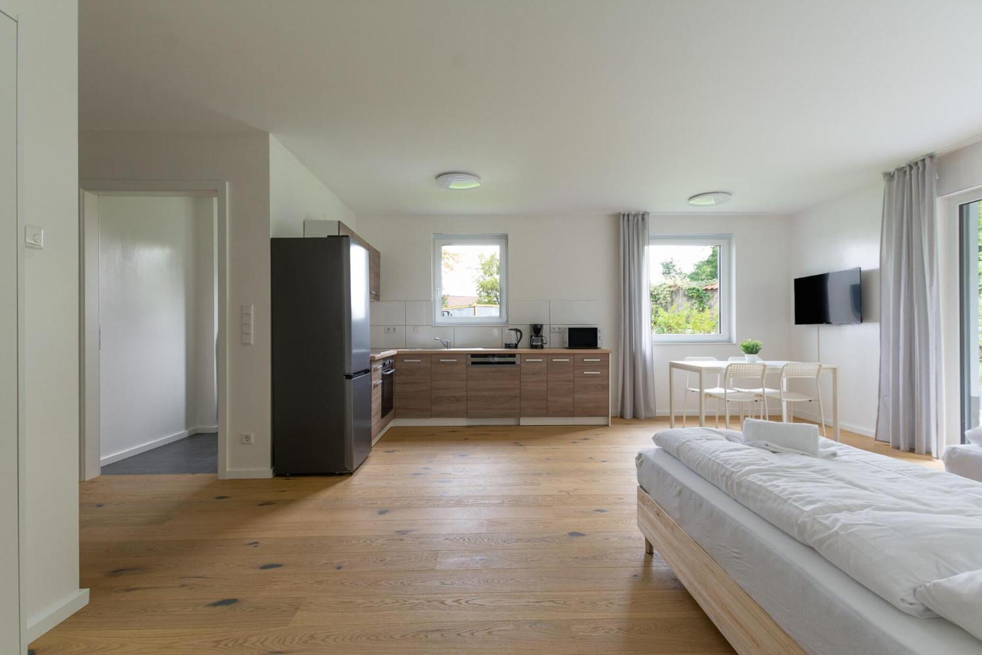 T&K Apartments - Bergisch Gladbach - 7 Comfortable Apartments - 20 Min To Fair Messe Cologne 외부 사진