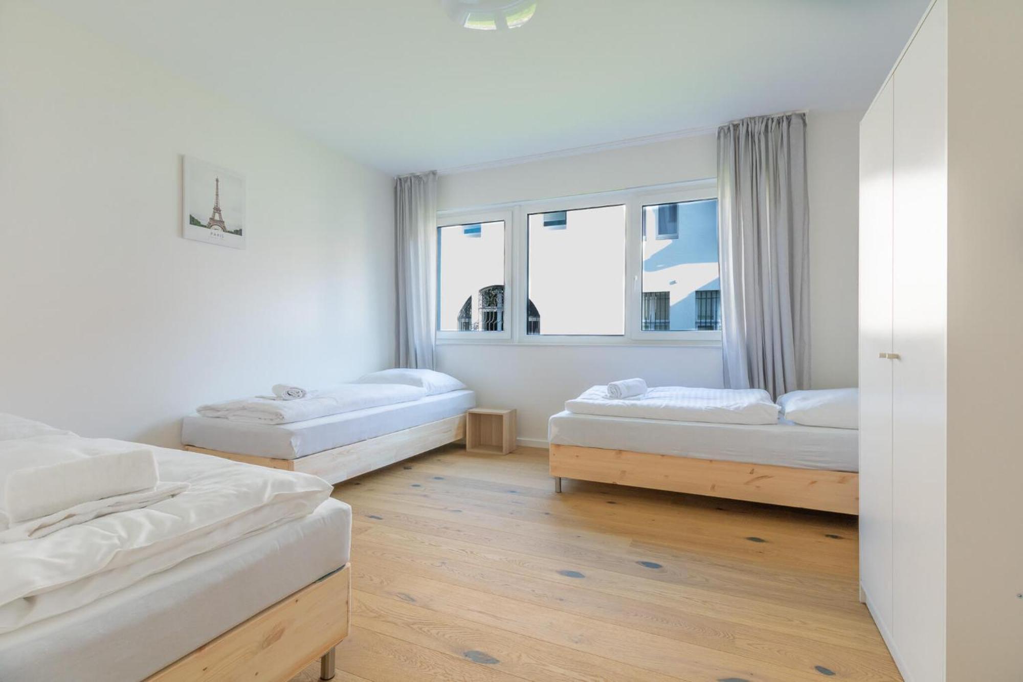T&K Apartments - Bergisch Gladbach - 7 Comfortable Apartments - 20 Min To Fair Messe Cologne 외부 사진